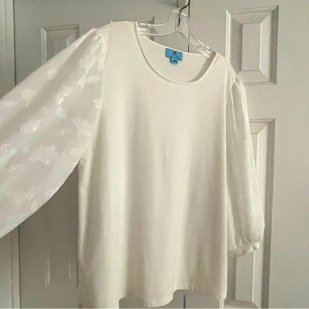 CeCe lace sleeve stretch crepe blouse
